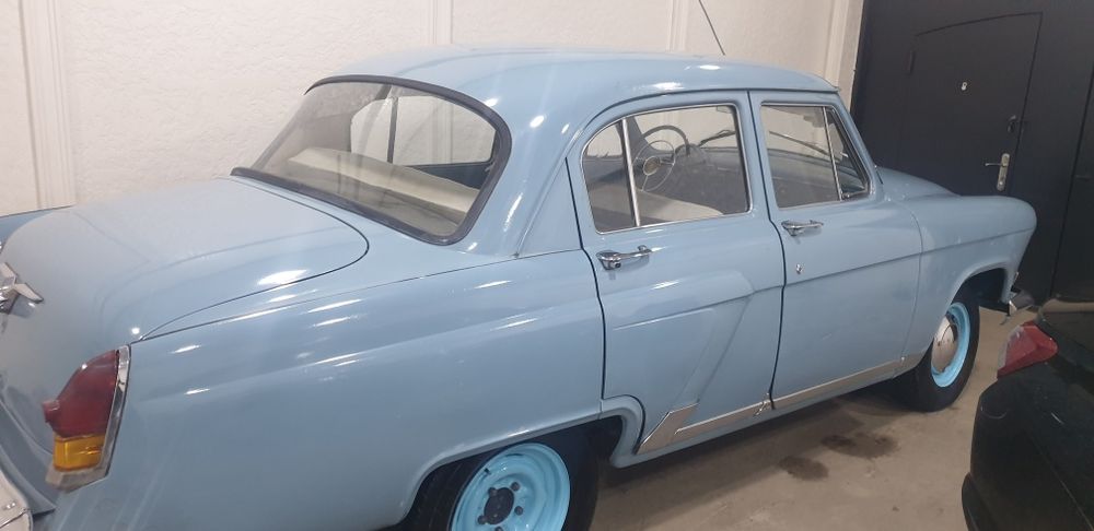 Волга маленькая пробегом.