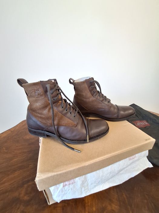 Vand Ghete bărbați Levi's piele marime 40