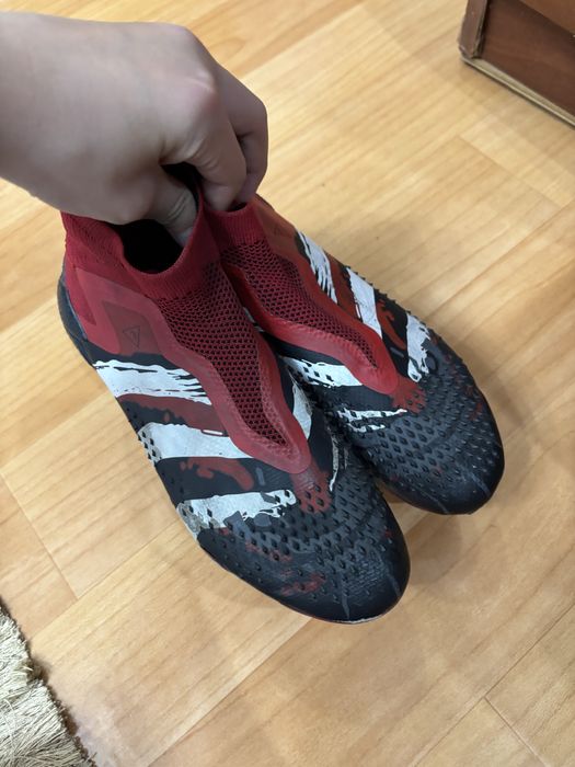 Бутсы adidas predator
