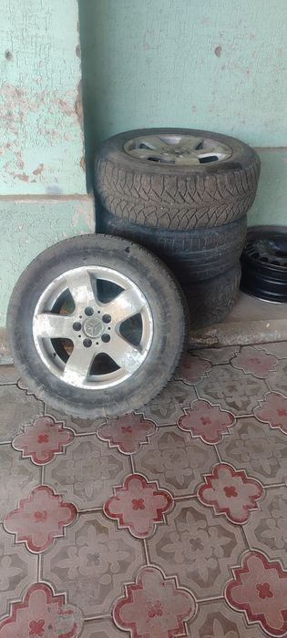 Продам диски от Мерседес.