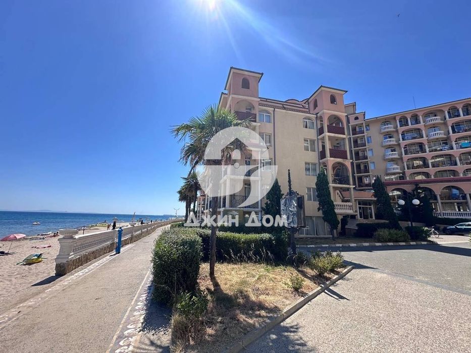 Продава се Двустаен апартамент в к.к. Елените - 55 кв.м за 910 €/кв.м - Снимка #8