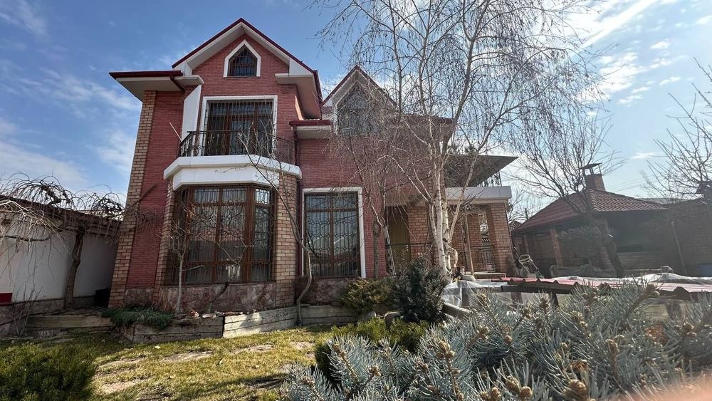 Евро дом 6, соток 2 этажа, 5 комнат, Въезд для авто