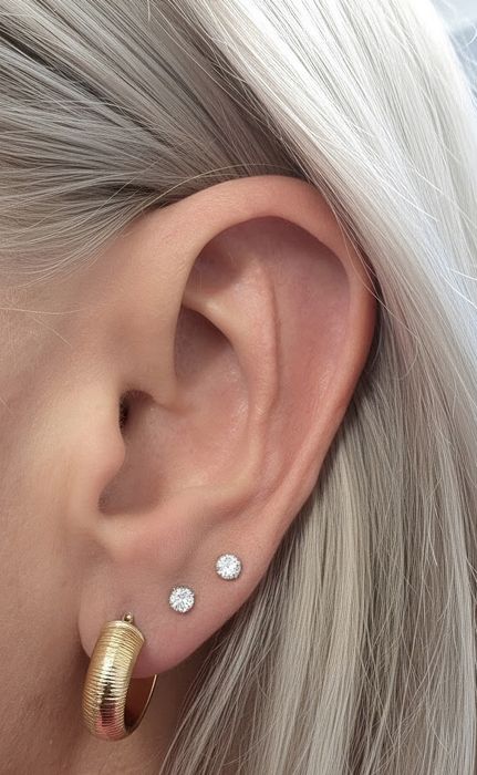 Красивые серьги-кольца из золота