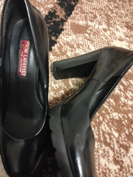 Туфли женские высоки каблук