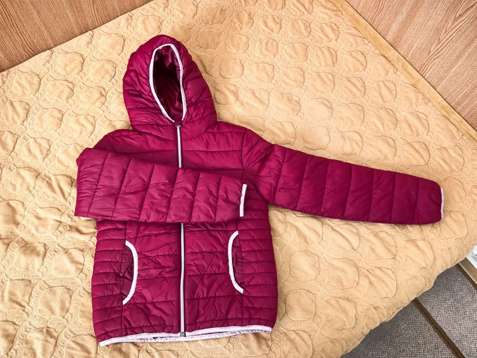 Vând geacă pentru copii 158 cm