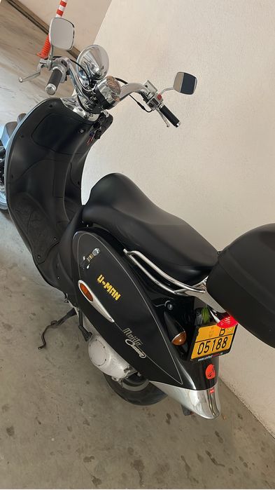 Scuter Aprilia Mojito 50cmc