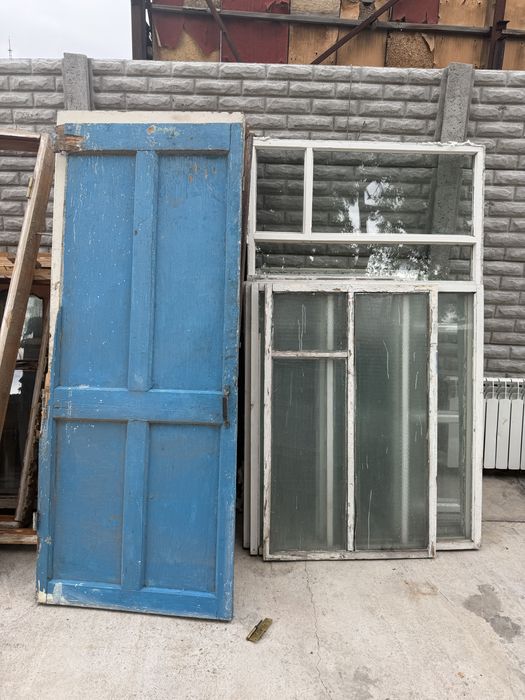 Окна, двери, батареи, межкомнатные двери