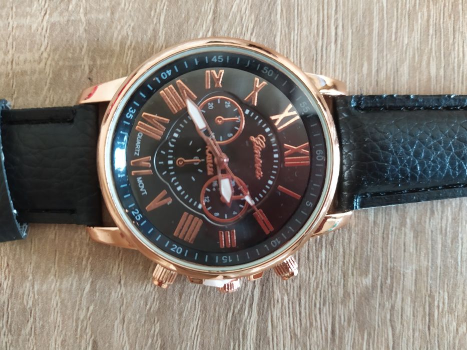 Стилен нов часовник