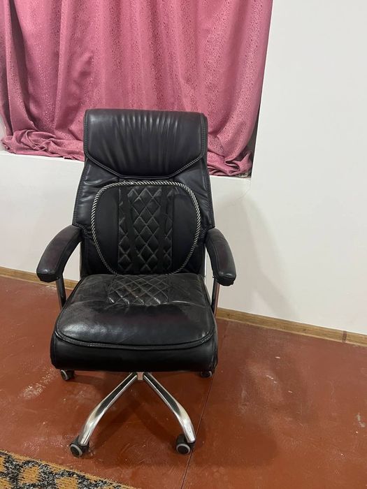 Kreslo paketi yaqinda yechilgan