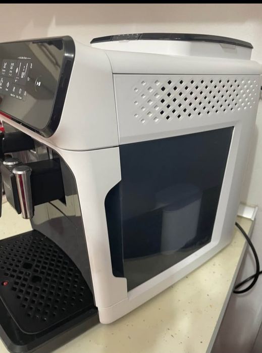 Vând expresor cafea boabe philips