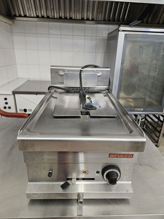 Професионален фритюрник