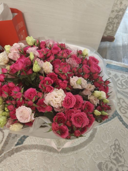 Цветы свежие сегодняшний