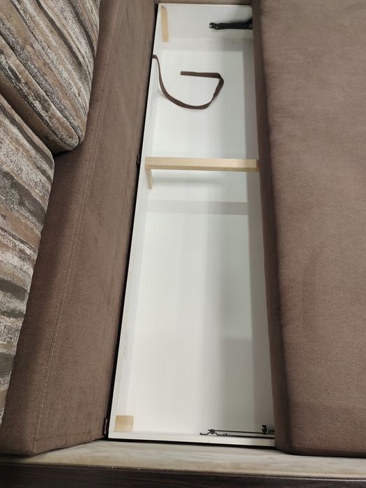 Срочно продам диван б/у