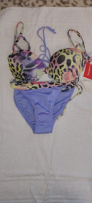 Costum de baie  Triumph