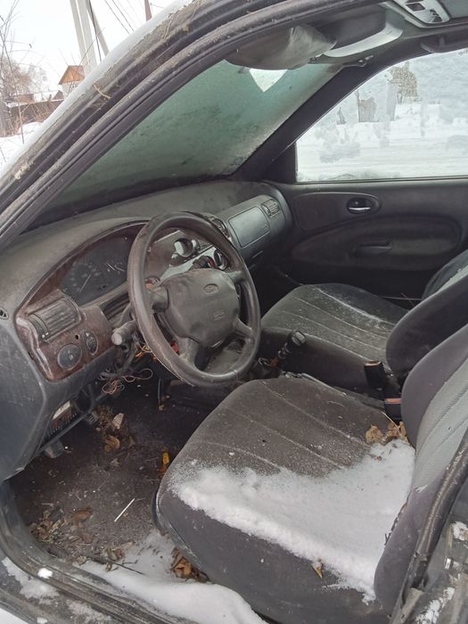 Продам форд Мондео на запчасти.