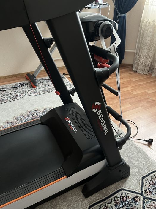 Беговая дорожка от бренда GF4050