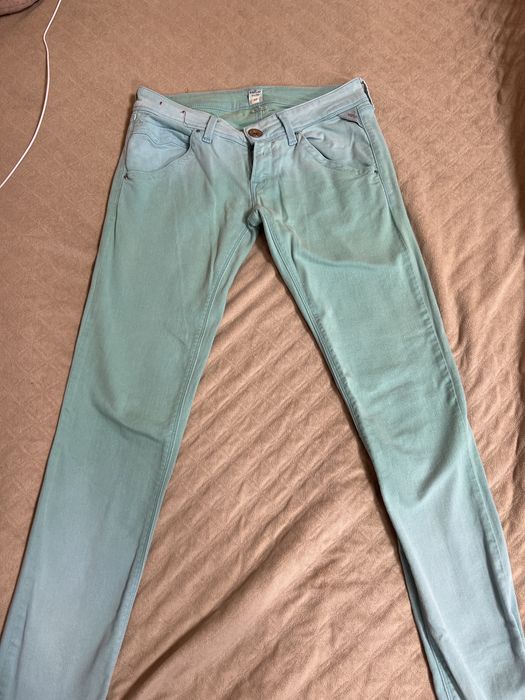 Дънки на Guessи други марки