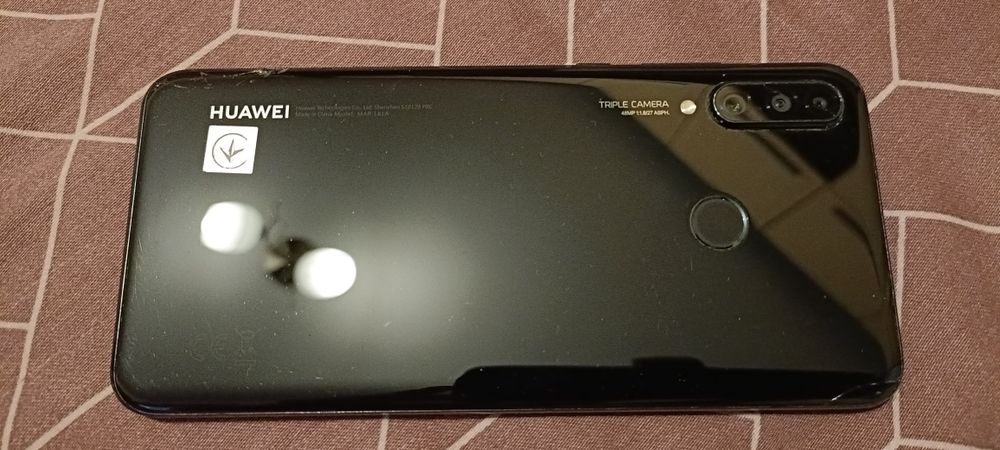 Telefoane defecte pentru piese