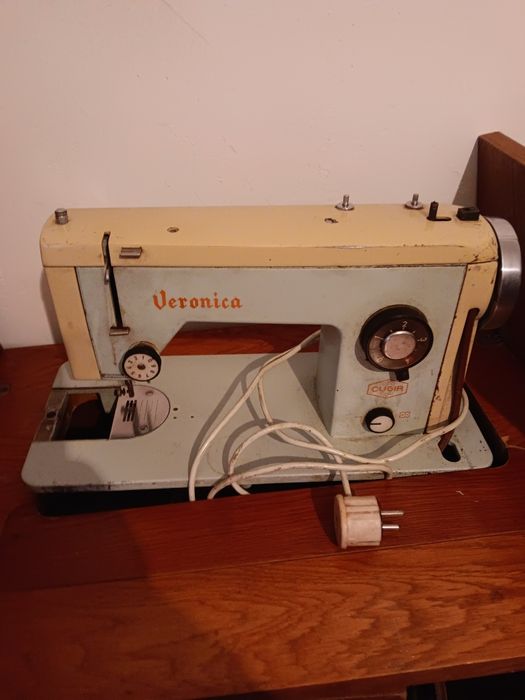 Vand masina de cusut Veronica vintage