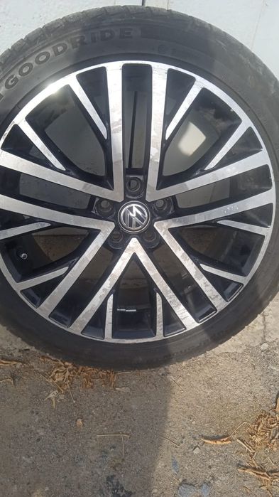 Продам резину состояние хорошее