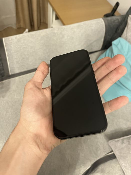 Смартфон Apple iPhone 15 Black 128GB