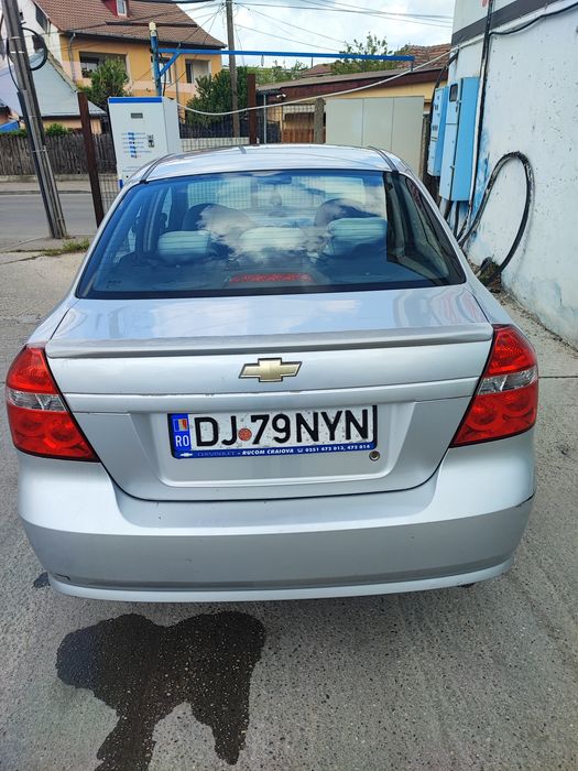 Vând Chevrolet Aveo 2011.