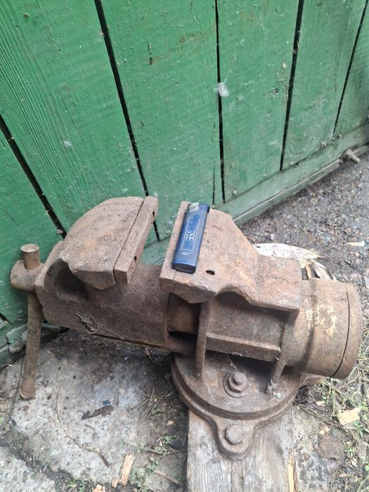 Продам тески. 35000.