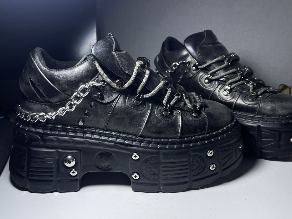 Кроссовки на платформе New Rock Style / Goth