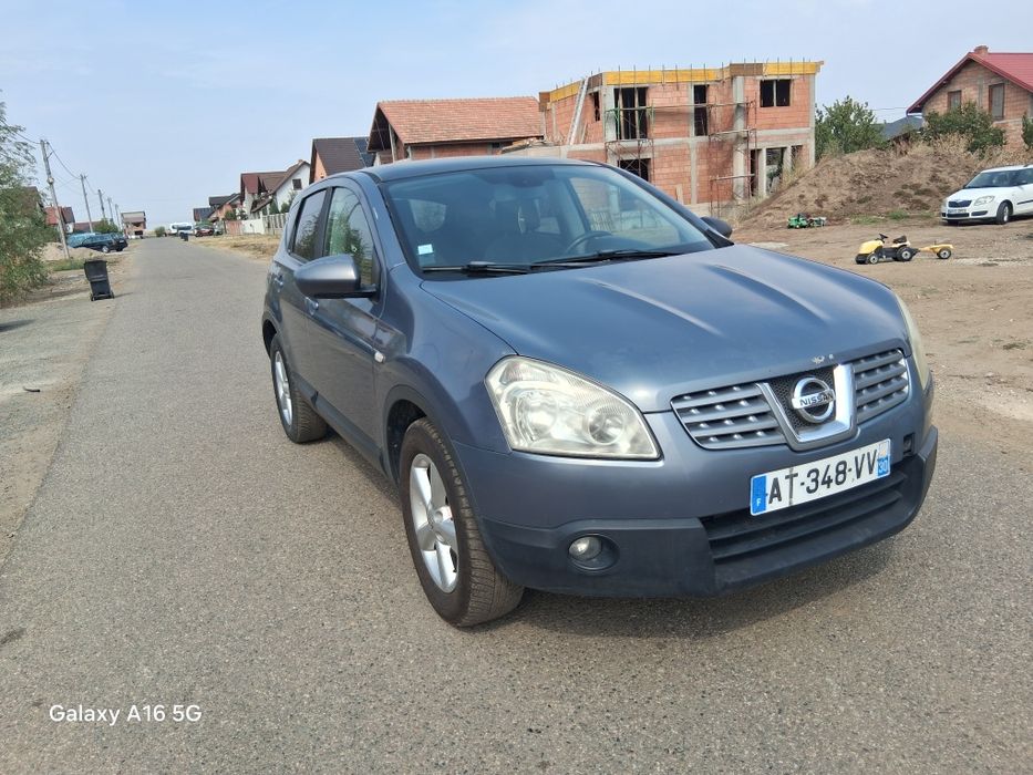 Vând Nissan qasqai