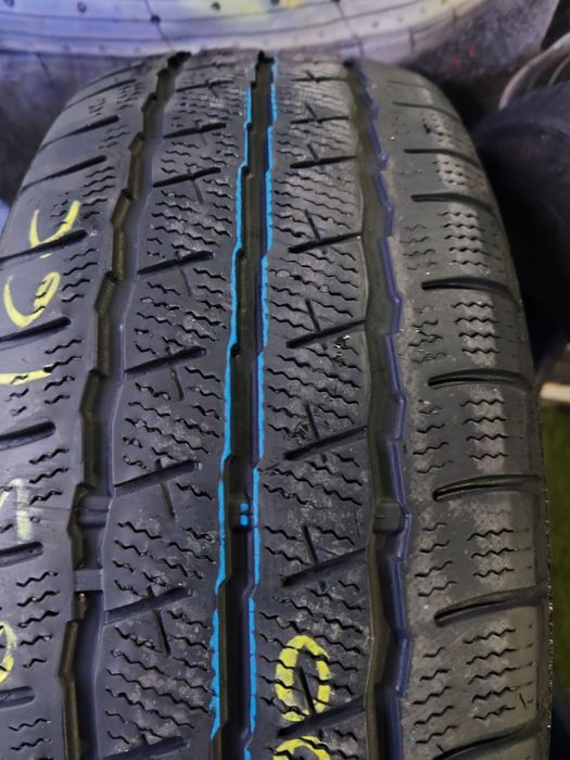 235 65 16c iarna Sunny