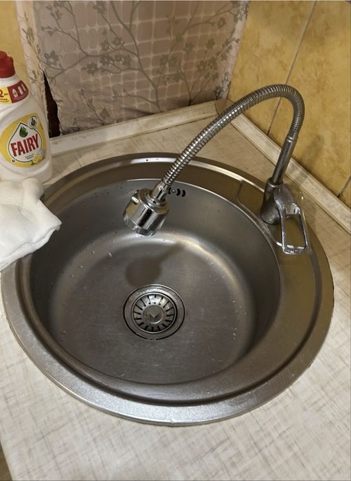 Кухонный гарнитур глянцевый