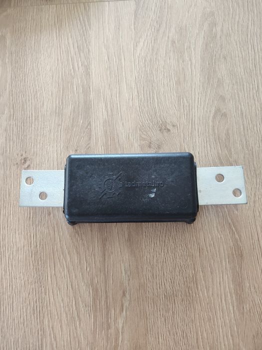 Piesa separatie impamantare - noua