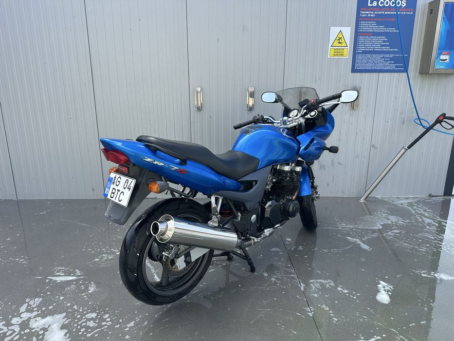 Kawasaki zr 7s 750cm categoria A