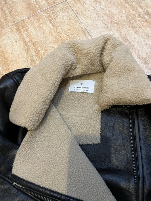 Кожено яке.       .