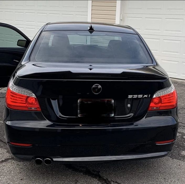 Eleron lip codita portbagaj BMW E60 model PSM High Kick