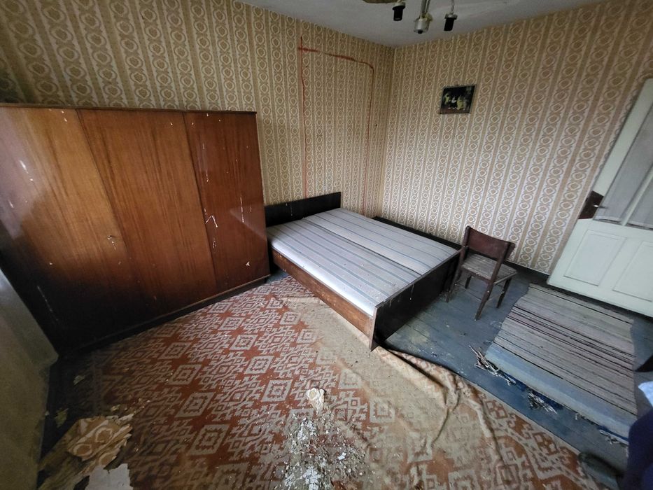 собственик продава тухлена къща в Айдемир