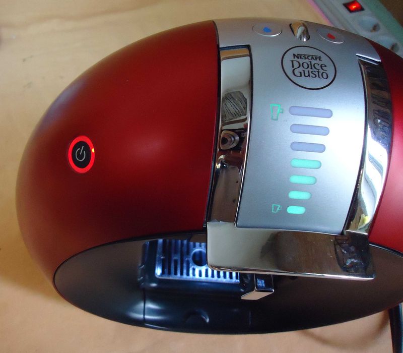 Кафемашина с гаранция 1 година NESCAFÉ® Krups Dolce gusto Automat