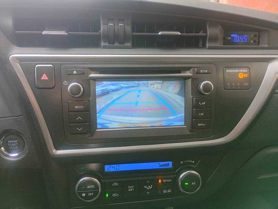 Toyota Auris 2015г 2.0 D-4D без забележки