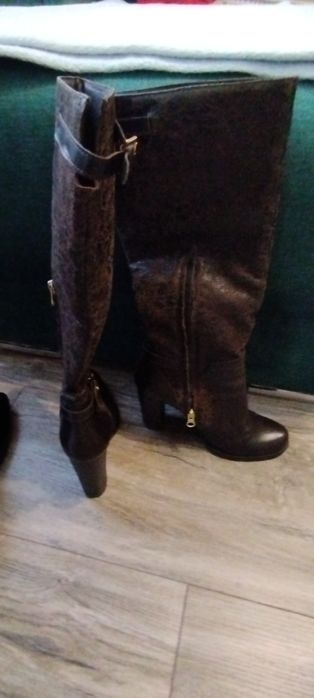 Ботуши на висок ток