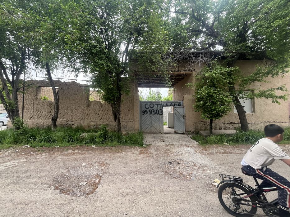 keles sanatoriyada 2-sutuk 2-xona uy sotiladi