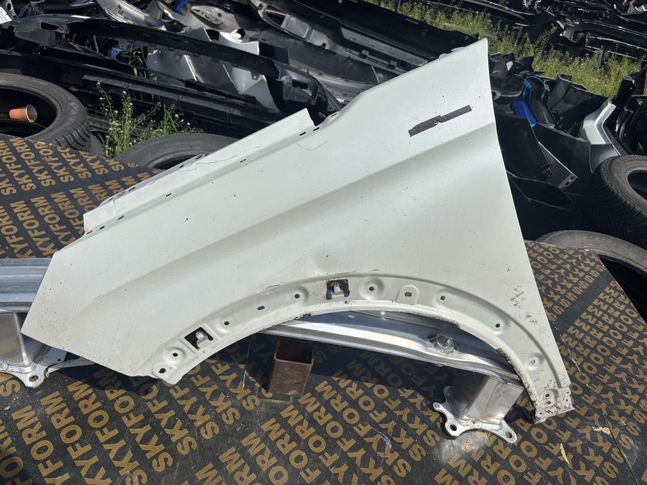 Калник Peugeot 3008