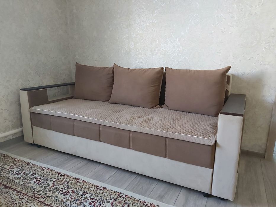 Продам срочно диван