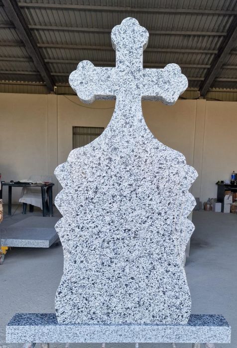 Cripta Cruci Monumente funerare