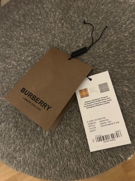 Geaca Burberry nouă full Neagra