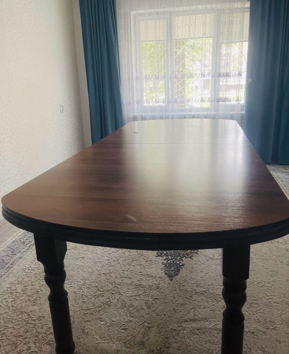 Стол зал гостиная