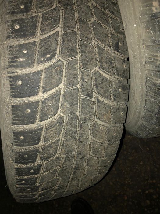 продам шины.