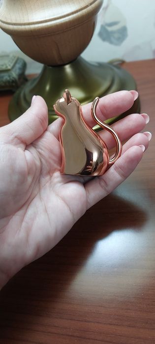 Поставка за пръстени Коте "Umbra"