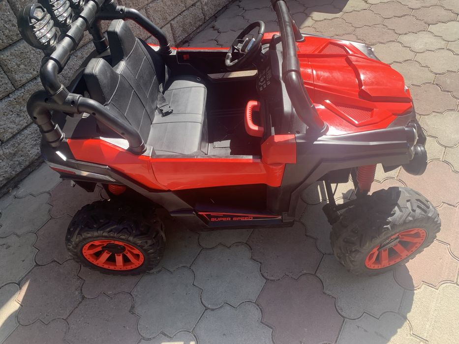 Продам детский электромобиль Багги