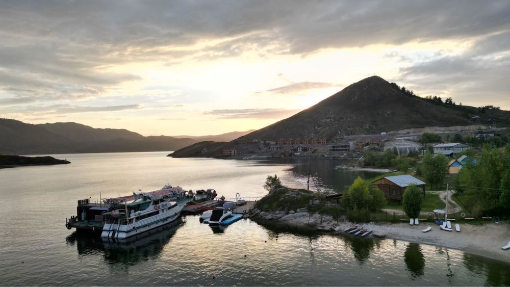 Продаётся дом + 30 соток на берегу Бухтармы