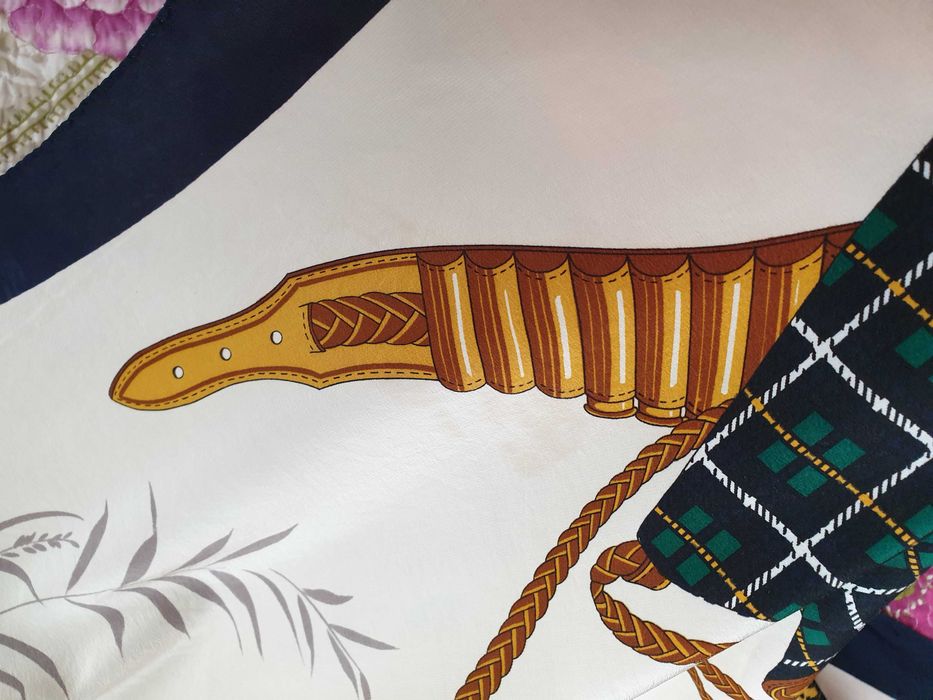 Esarfa matase naturala print vanatoresc